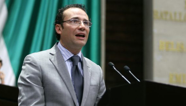  Advierte Xavier Nava al CEN del PRD que retorno de Torres Sánchez desprestigia a ese instituto político