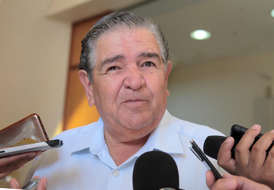  “Tengo intereses controvertidos”, admite Oscar Vera en elección de fiscal anticorrupción