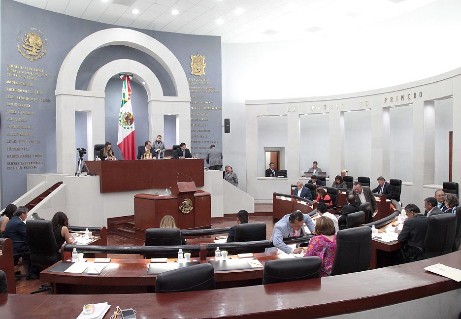  Comisiones legislativas incumplen plazo para dictaminar, pero no habrá sanción: HMP