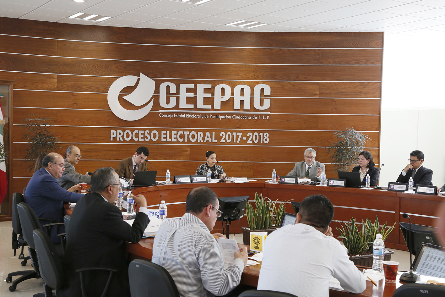  Exhorta consejero electoral a candidatos a dejar ataques