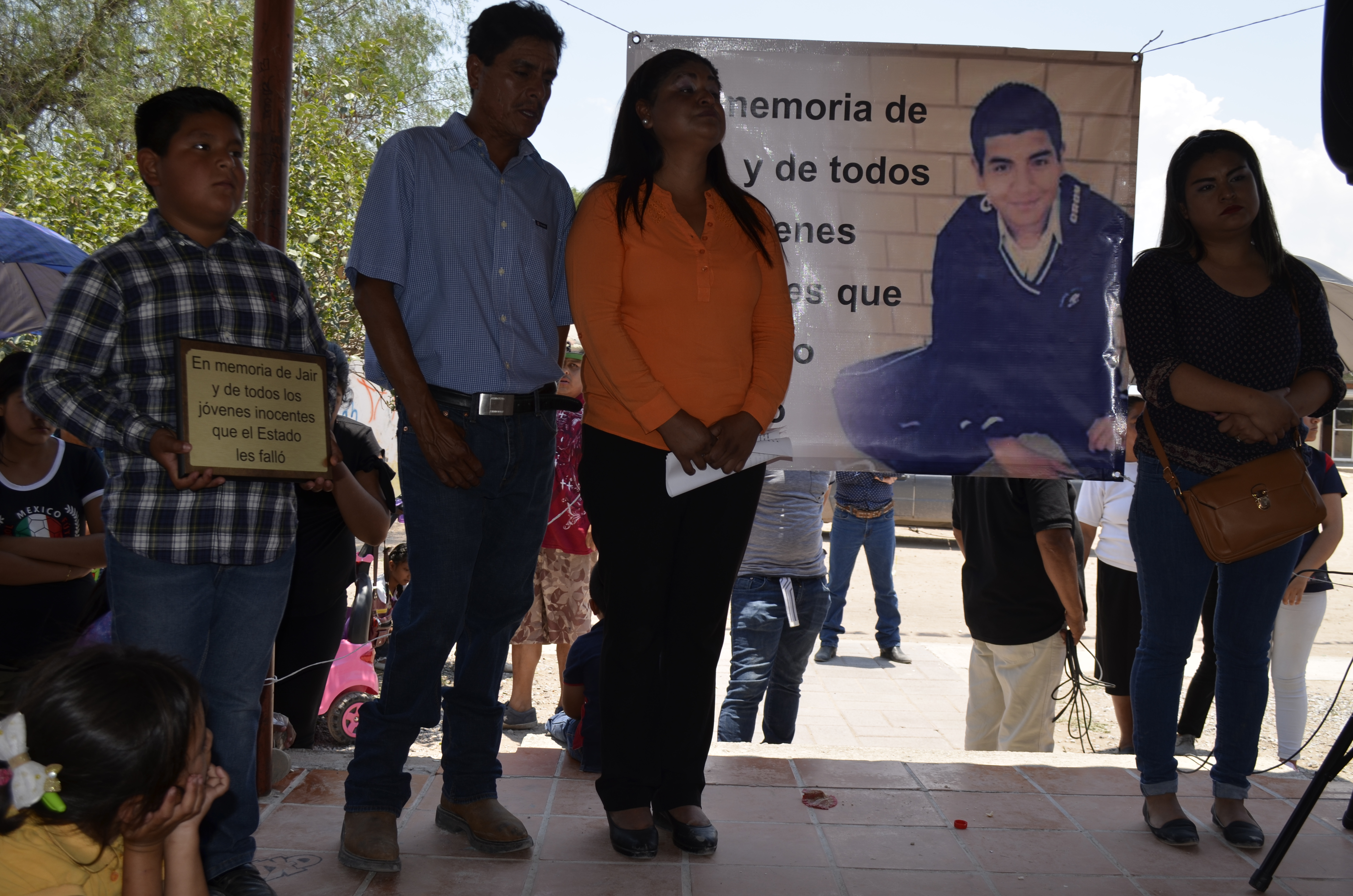  Homenaje póstumo a Jair y reclamo a Vega Arroyo