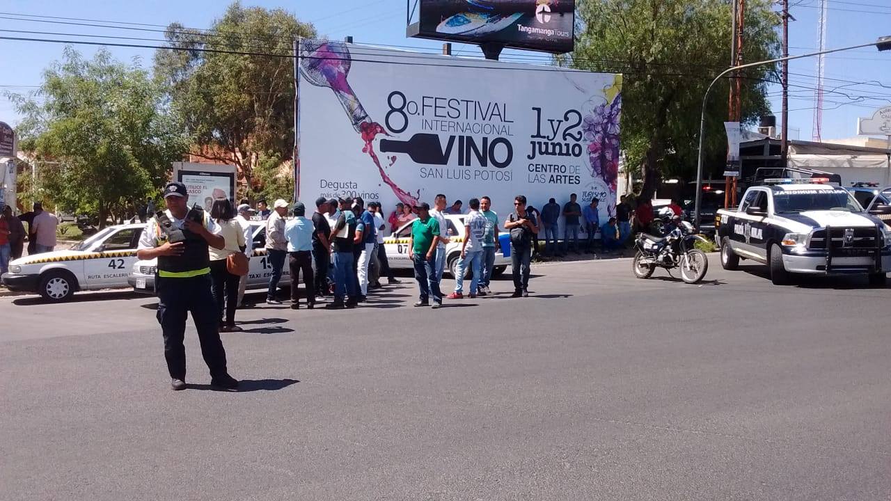  Problema de 40 años entre taxistas de Escalerillas no se resuelve en un día: SCT