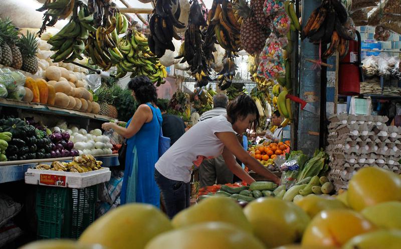  Salario del 32% de trabajadores formales no alcanza para adquirir la canasta básica en SLP