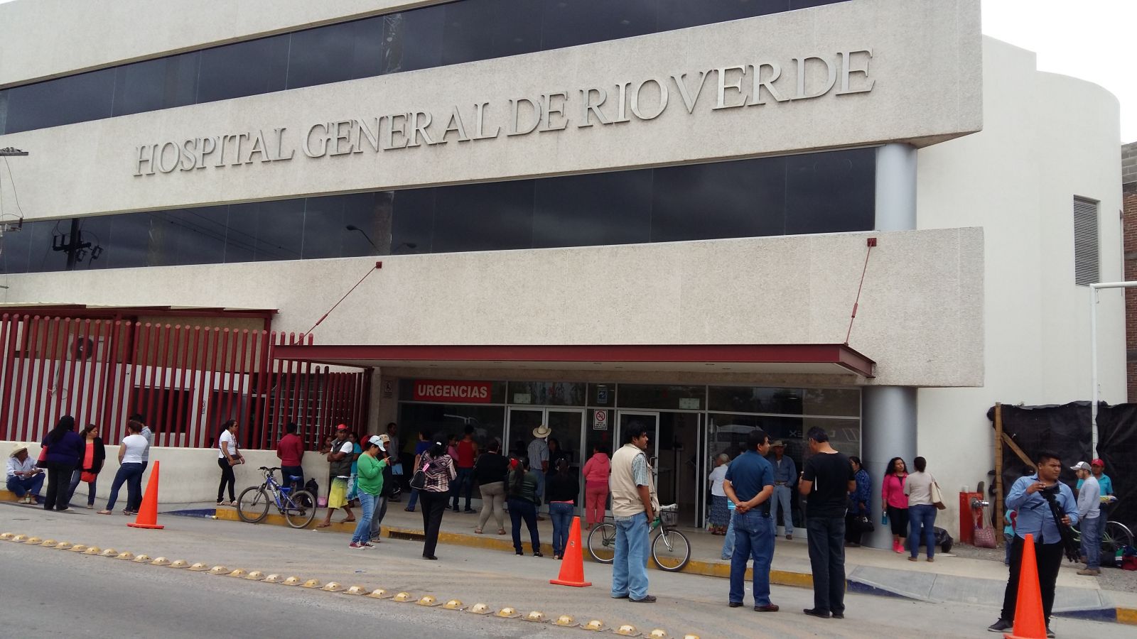  Reclaman a secretaria de Salud retraso en construcción de hospital Regional de Rioverde
