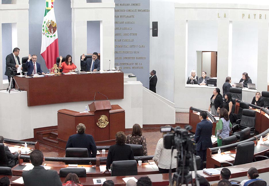  Penosa improductividad legislativa: dos iniciativas con dictamen en dos meses