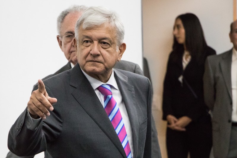  Aprueban exhorto para que AMLO desinvite a Maduro de su toma de protesta