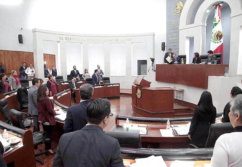  Diputados aprueban dictamen para reinstalar a magistrado del Poder Judicial que no fue ratificado por Toranzo