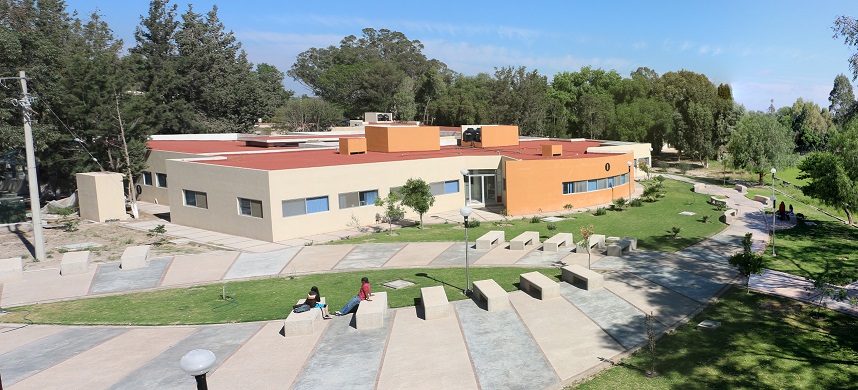  Facultad de Agronomía y Veterinaria quiere que alumnos de licenciaturas distintas presenten el mismo EGEL