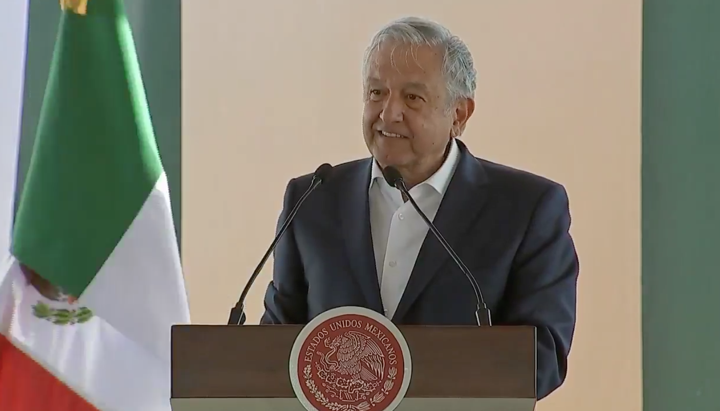  Visita de AMLO a Cedral: nueva canasta básica, intrigas, pleitos y un cuartel militar para el Altiplano