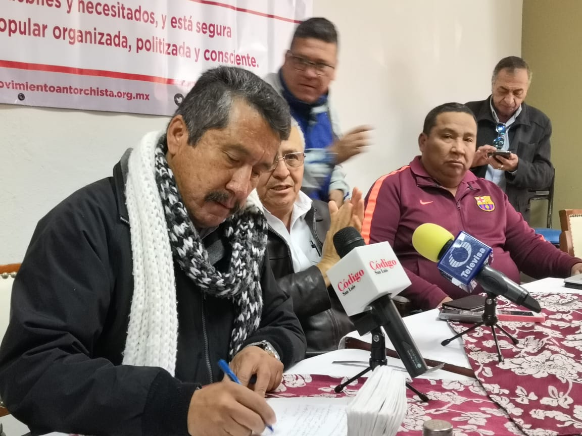  Movimiento Antorchista evita informar sobre sus gasolineras en SLP