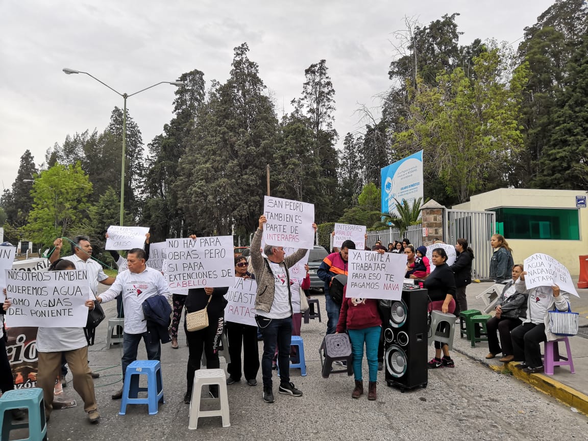  Manifestantes piden destitución de Natalia Castillo por “corrupción” (Video)