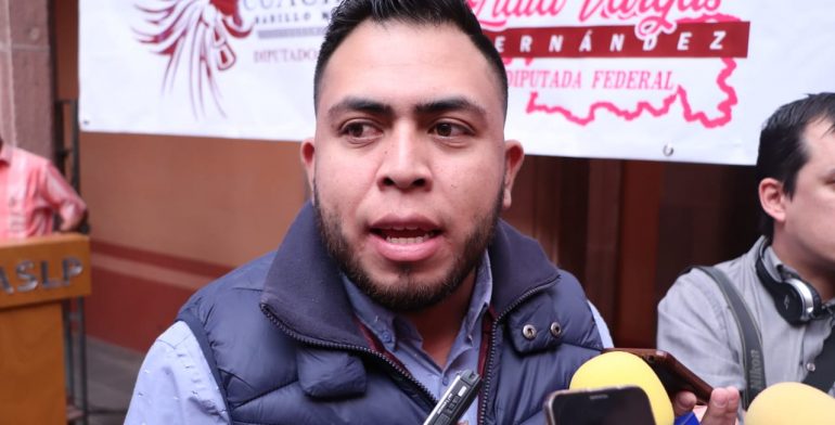  Gabino se enoja y no deja entrar a reporteros a rueda de prensa