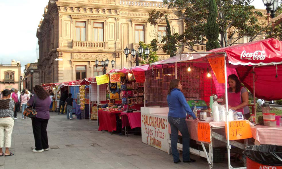  Vigilarán que comerciantes ambulantes no regresen a plazas del Centro Histórico