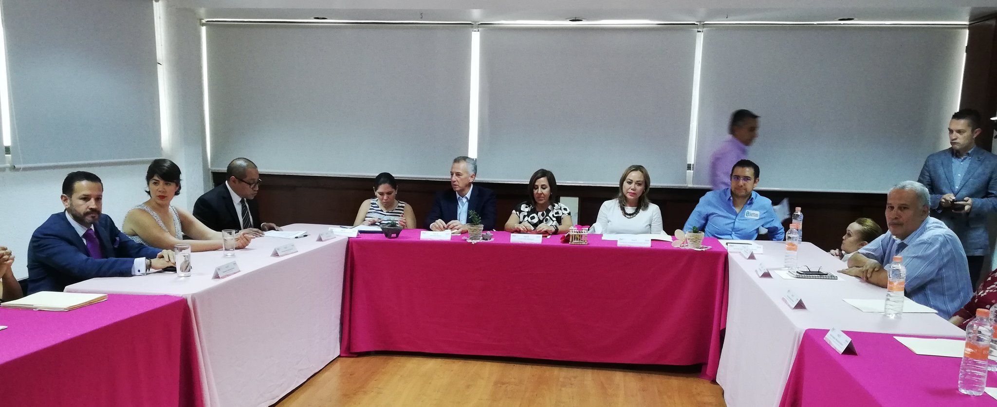  Firman convenio para socializar derecho de acceso a la información entre grupos vulnerables