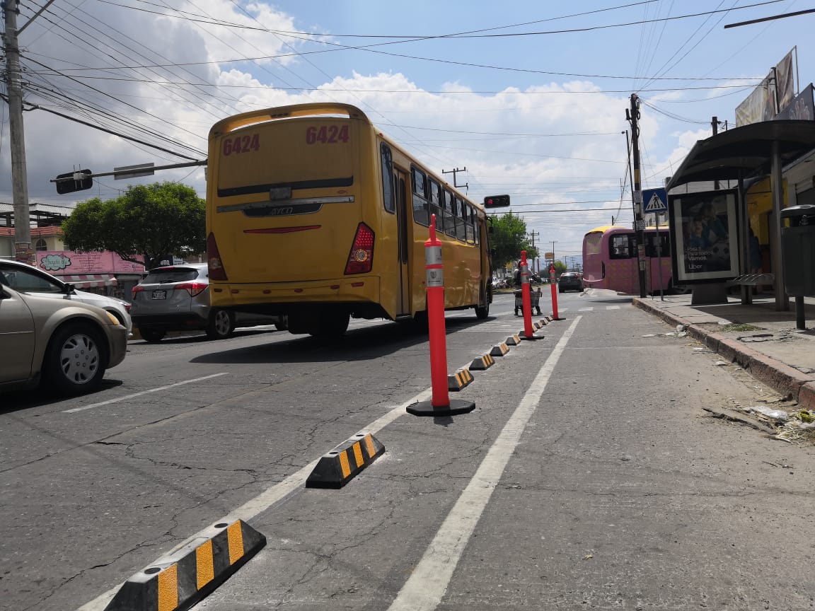  Vecinos y comerciantes, a favor y en contra de la ciclovía de Himno Nacional