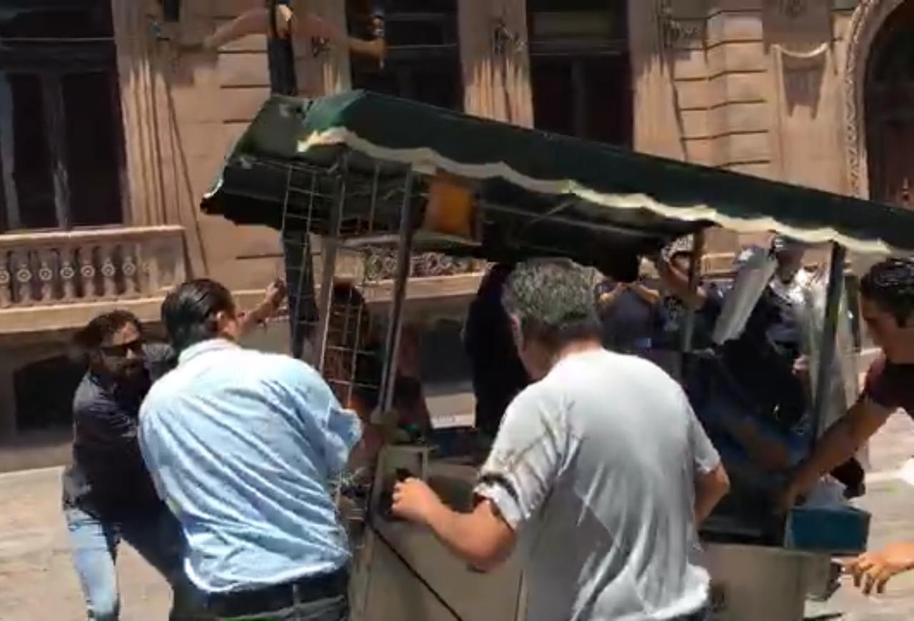  Ambulantes de plaza del Carmen se manifestarán en la CEDH