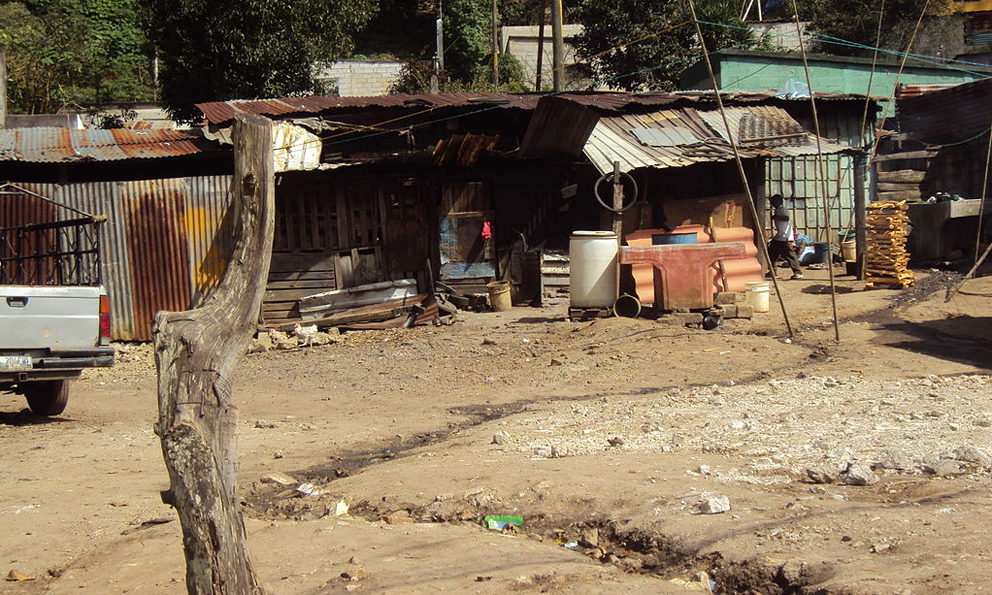  Un millón 229 mil potosinos son pobres; 207 mil están en extrema pobreza