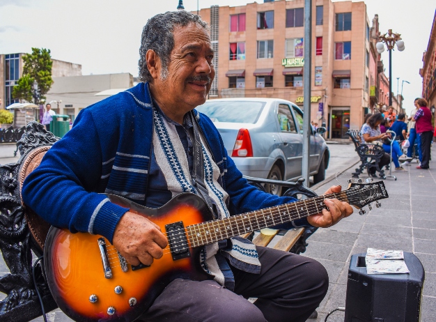  Cotidianidad: La travesía musical de ‘El Búho’