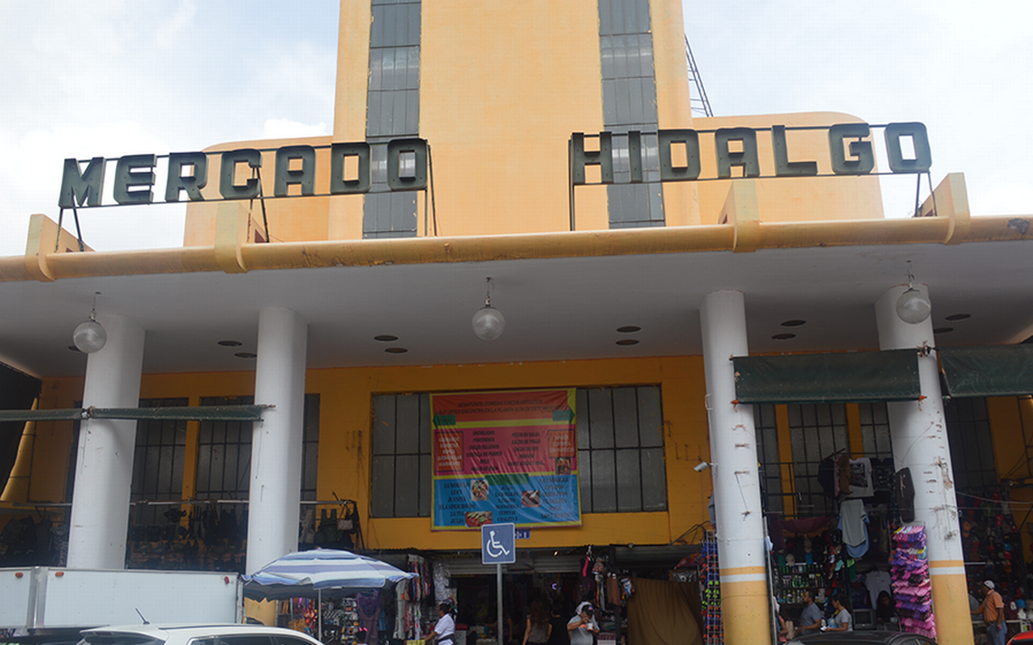  Locatarios del mercado Hidalgo denuncian abandono por parte del Ayuntamiento