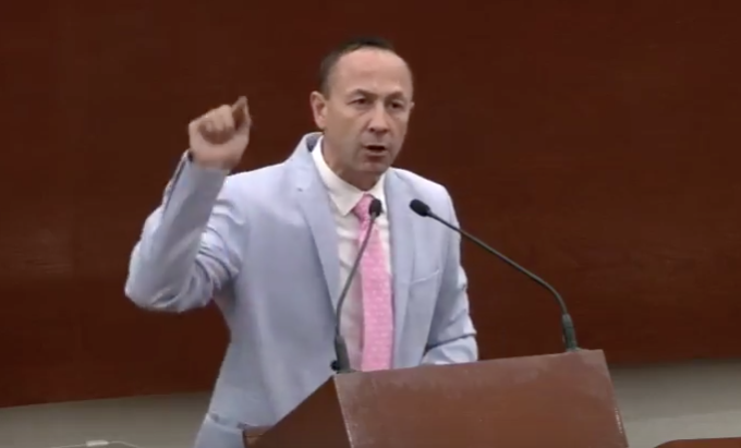  Comisiones legislativas se “repartieron vulgarmente”: Edgardo Hernández (Video)