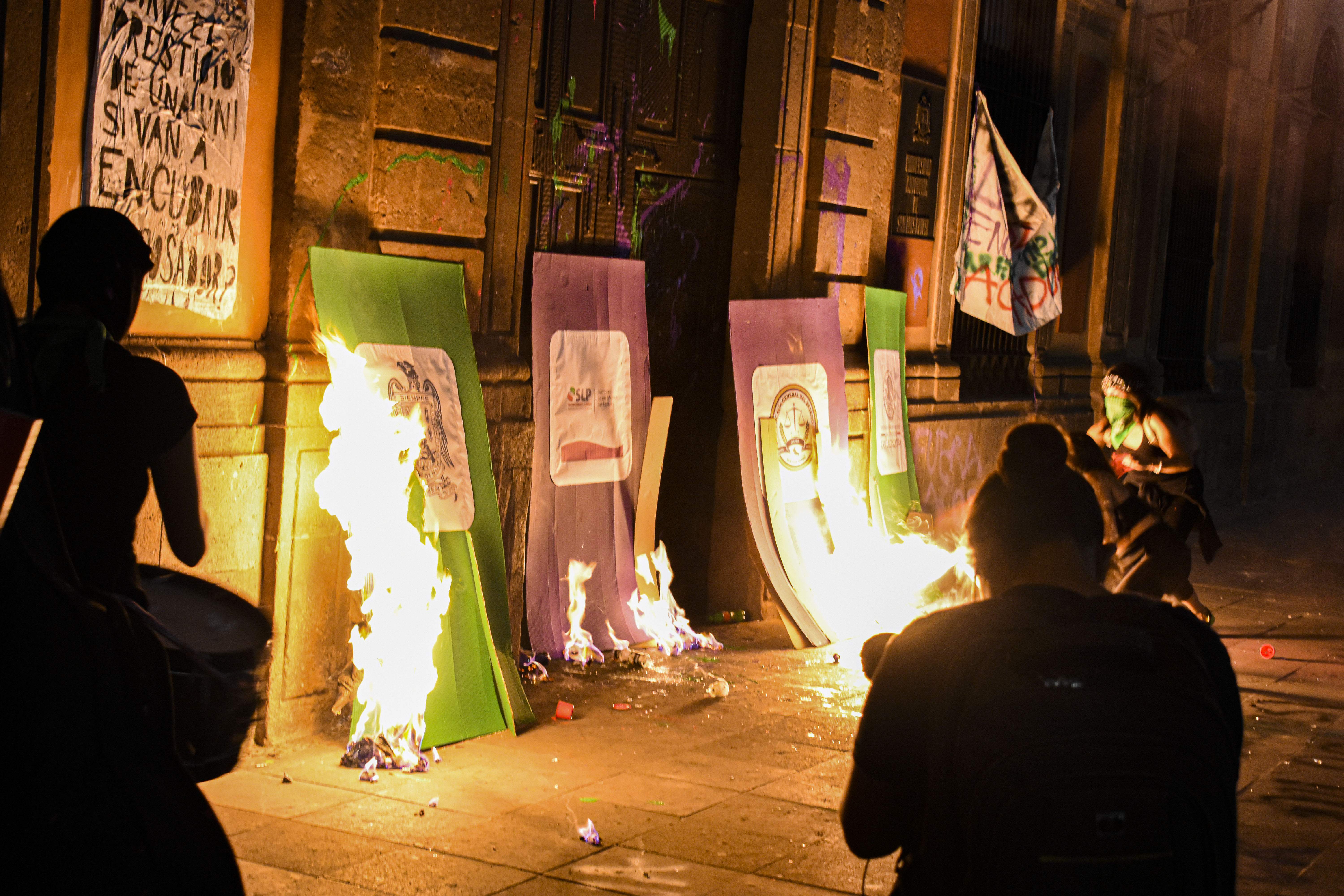  Manifestación de mujeres “nos hace reflexionar a todos”, dice Leal Tovías