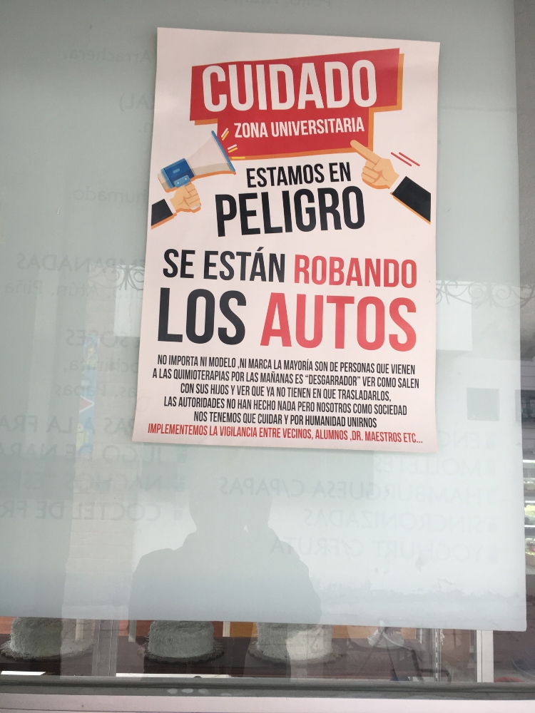  “Estamos en peligro, se están robando los autos”, claman en Zona Universitaria