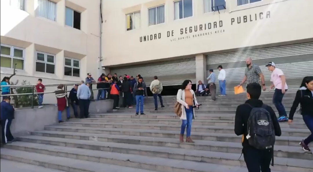  Policías jubilados exigen el pago de prestaciones