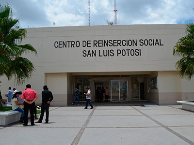  Falta de agua en el reclusorio de La Pila afecta a miles de internos, empleados y litigantes