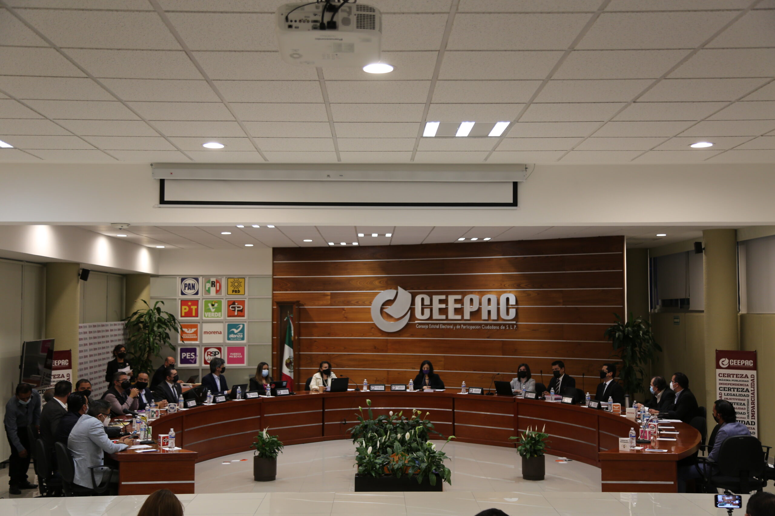  Gobierno estatal cierra 2023 con deuda de 2.9 mdp al Ceepac
