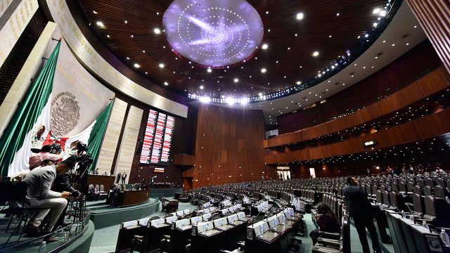  Cuatro diputados de Morena buscan reelección; tres son pluris