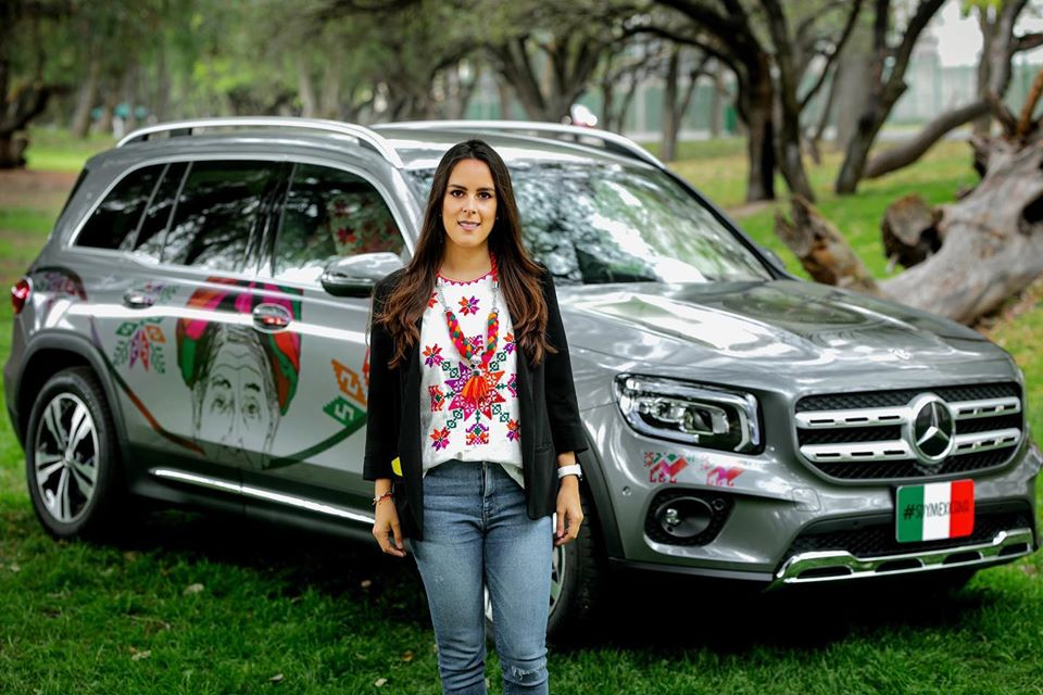  Potosina concursa con diseño teenek en certamen nacional de Mercedes Benz