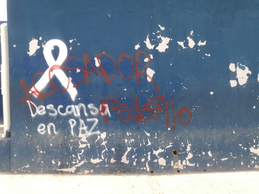  Tras suicidio de docente acusado de acoso, suspenden clases en el Cobach 25