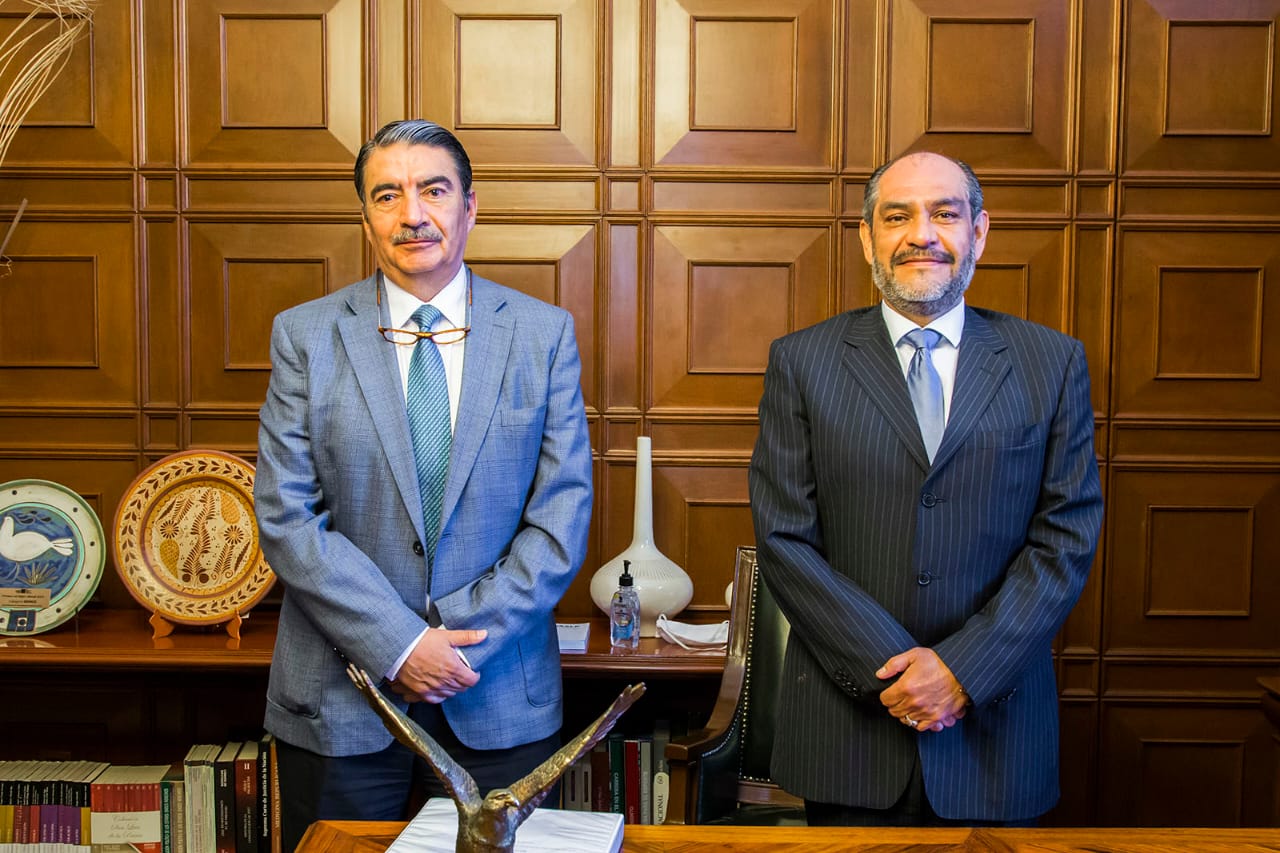  Ratifican a Martín Joel González de Anda como abogado general de la UASLP
