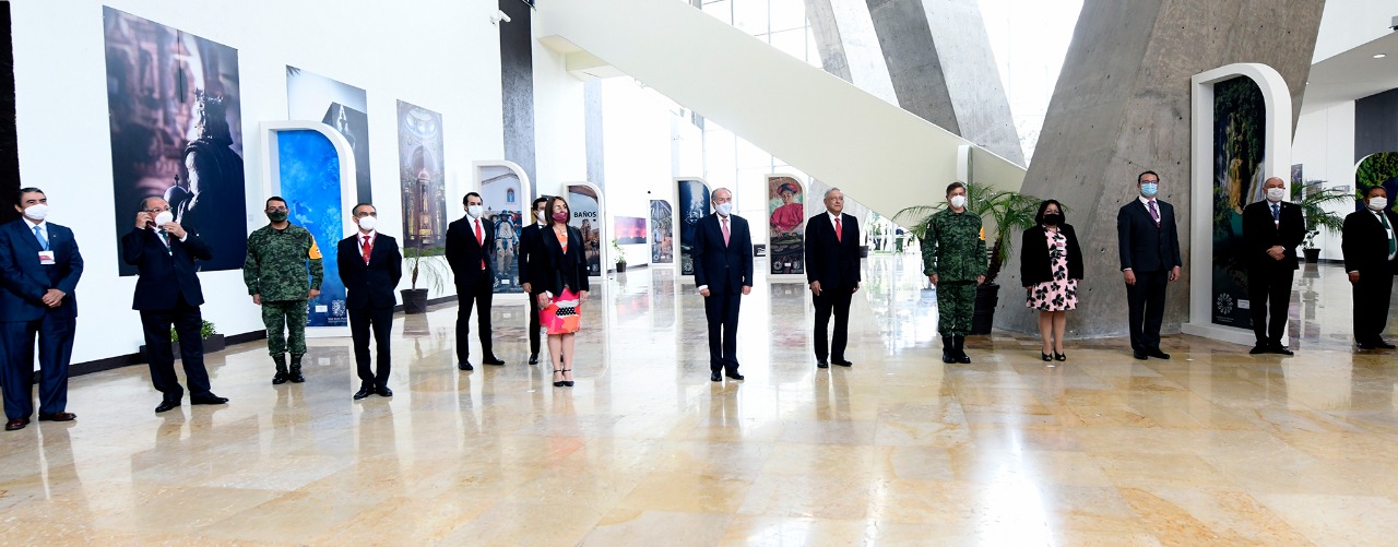  AMLO llega a SLP para segunda reunión de la Conago