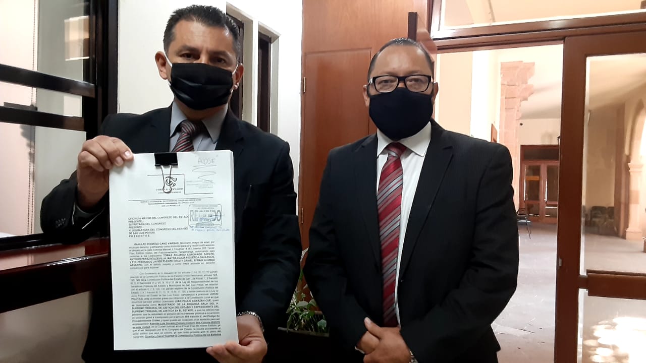  Presentan nueva solicitud de juicio político contra Almazán Cué