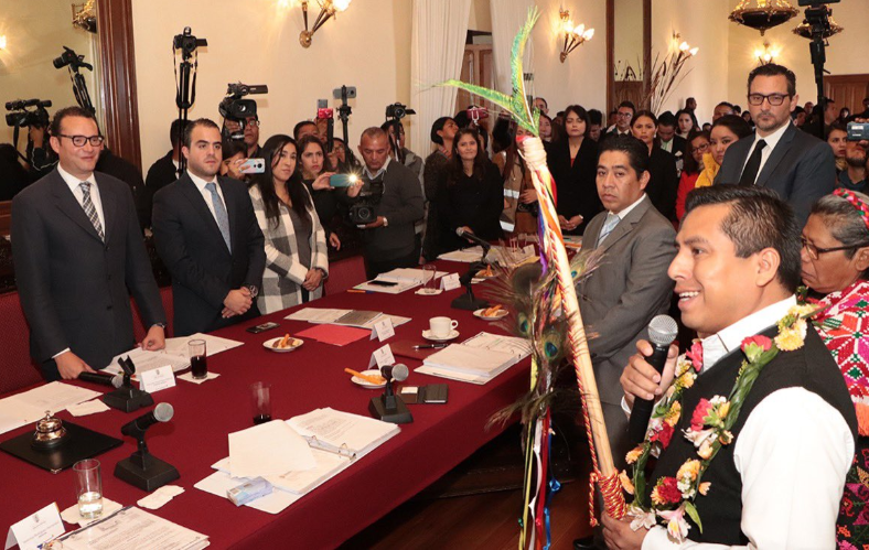  TEE ordena al Ayuntamiento remover a Zenón Santiago de la Unidad de Atención a los Pueblos Indígenas