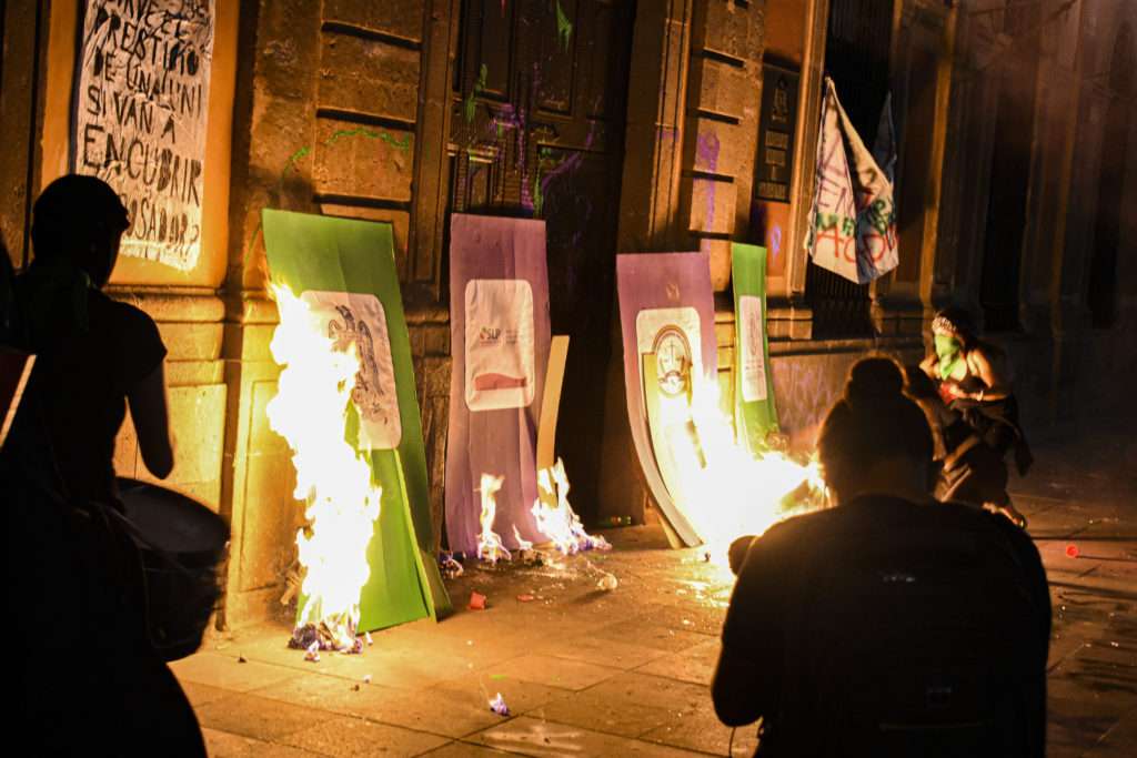  Pide IMES evitar represión durante manifestaciones por el 25N