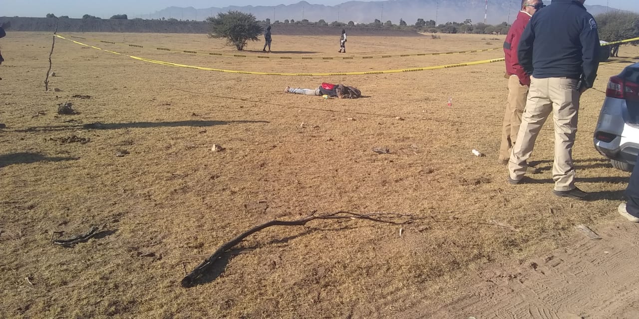  Encuentran el cadáver de una mujer en Villa de Pozos