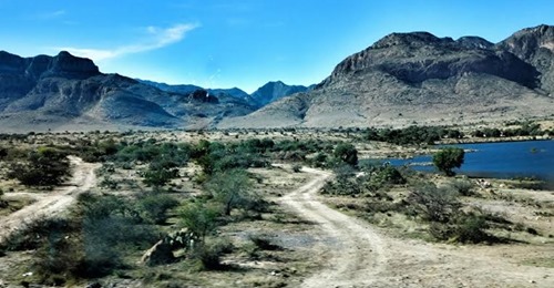  Con arrancarle pedazos a la Sierra, “no hay territorio que alcance”: colonos del sur