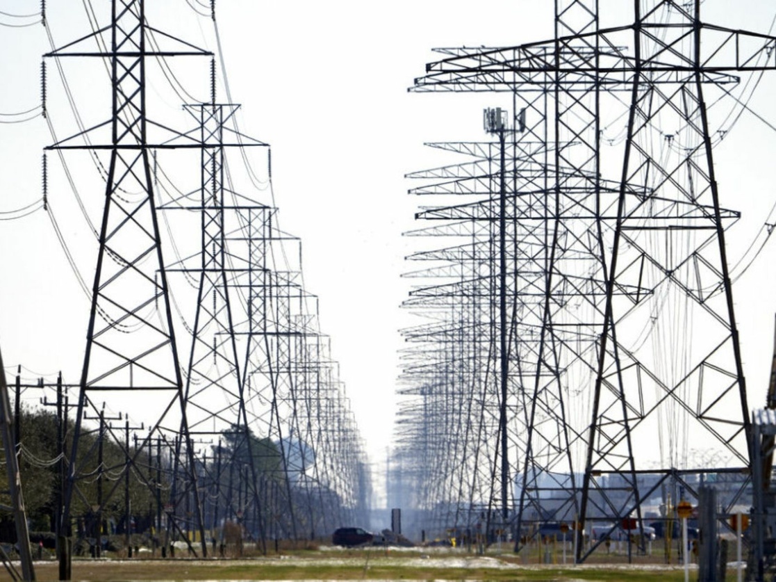  Reforma eléctrica afectaría a estudiantes de la UASLP, advierte Rolando Hervert