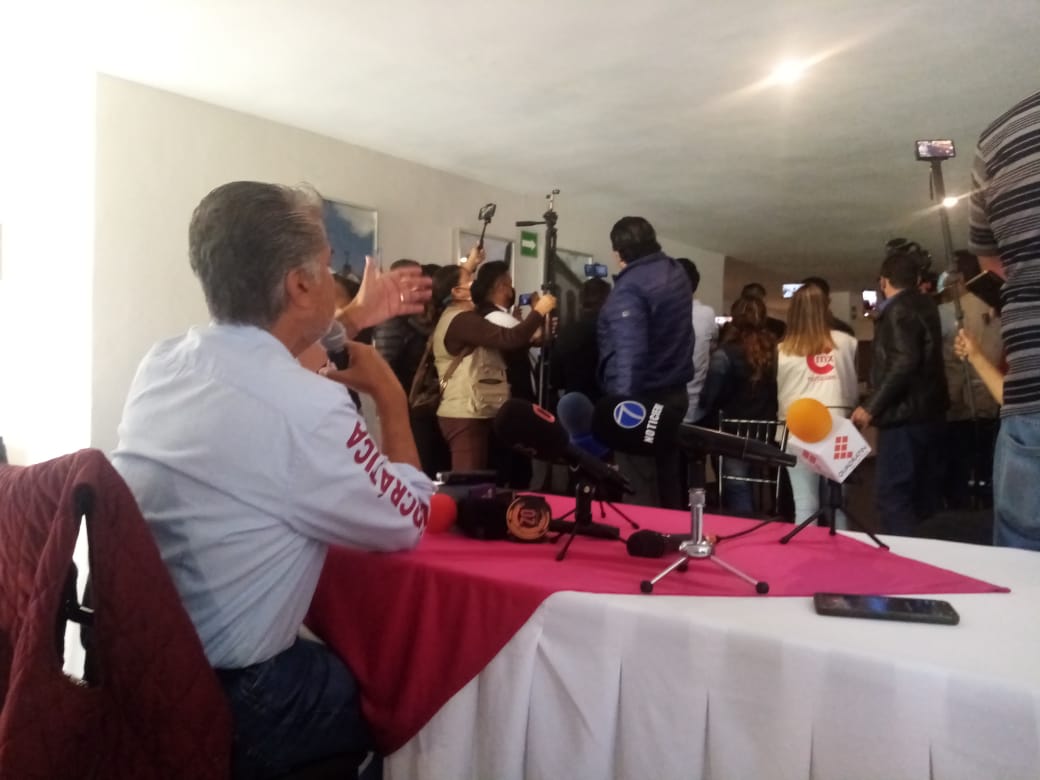  Opositores a candidatura de Rangel Martínez confrontan a Alejandro Rojas