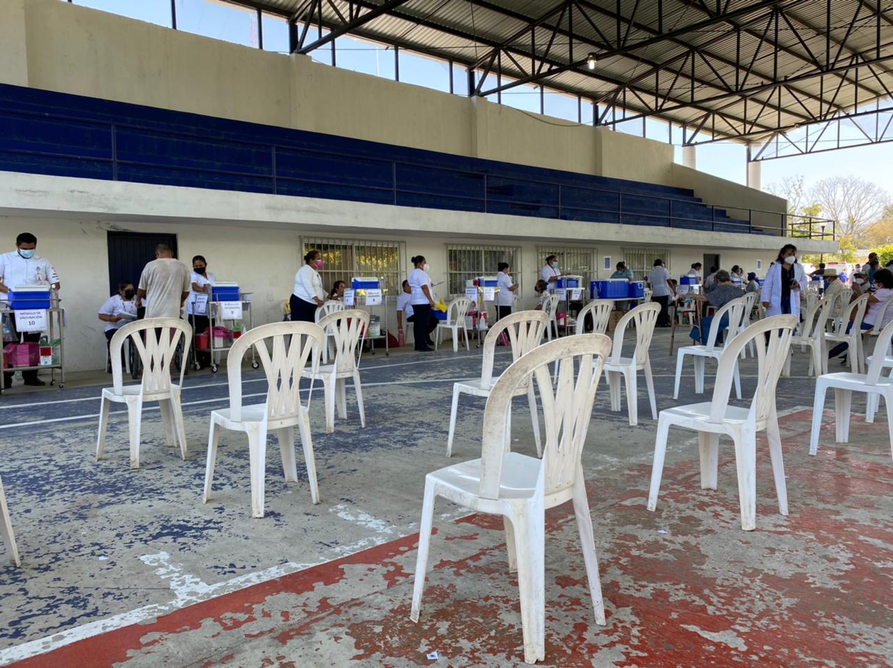  SLP y Soledad, últimos municipios que recibirán la vacuna anti COVID