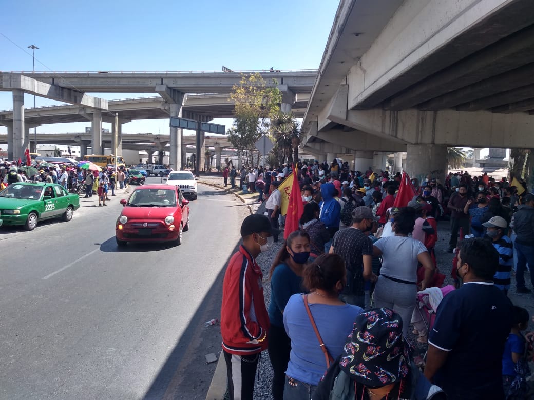  Taxistas exigen que se les entreguen las nuevas concesiones