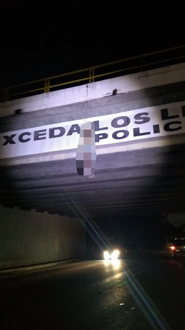  FGE abrió carpeta de investigación por hombre colgado en puente de Soledad