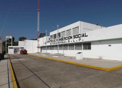  Brote de COVID en penal de Tamazunchale; van 53 casos