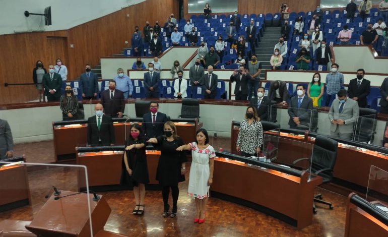  Definen las comisiones del Poder Legislativo