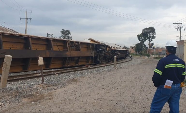  Se descarrila tren en la capital potosina