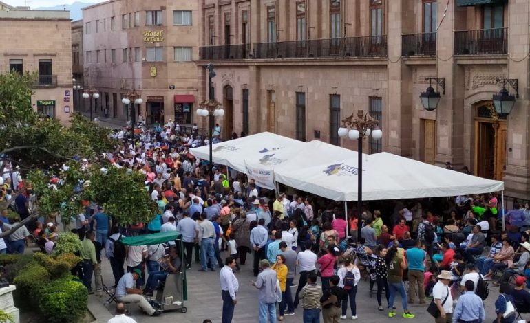  Bancada del PRI buscará exhortar al gobernador Gallardo para que cese el despido masivo de trabajadores