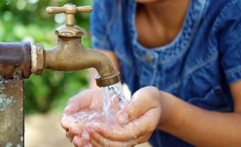  No habrá aumento a tarifas de agua domésticas en 2022