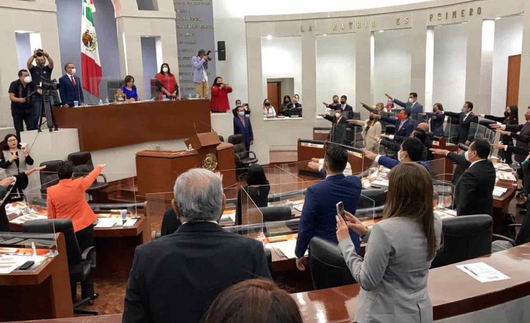  Legislatura cierra primer período de sesiones con 143 iniciativas de ley pendientes